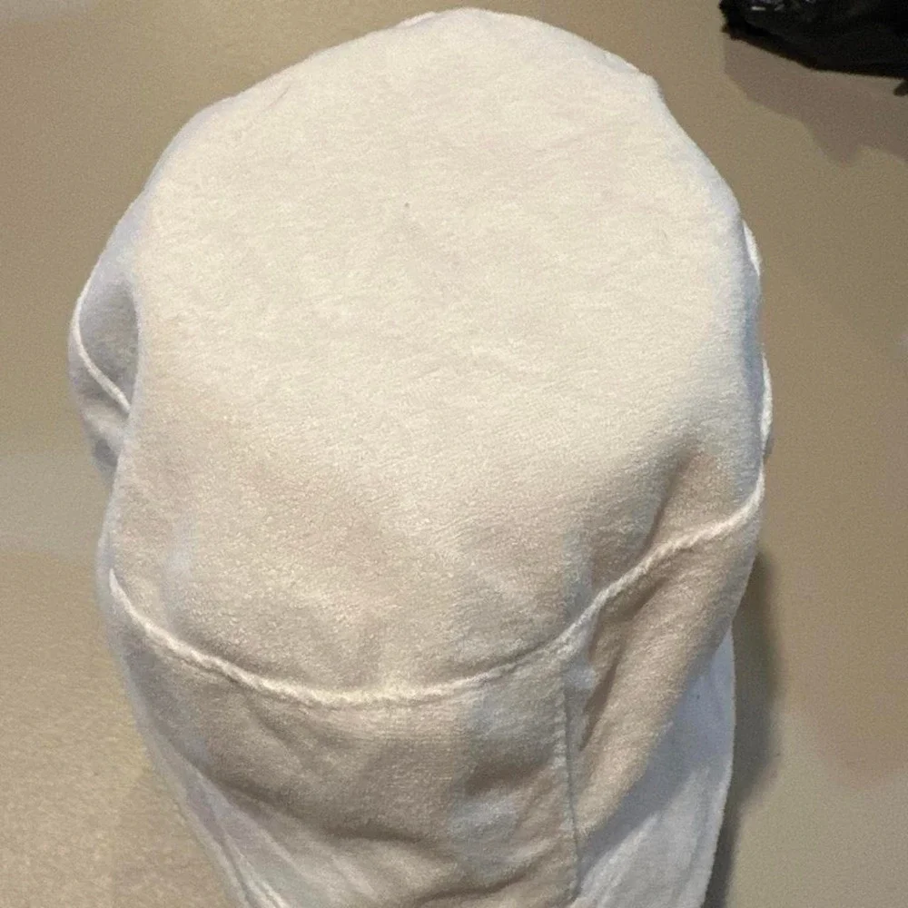 BFNY Berkshire Fashions White Terry Cloth Bucket Hat OSFM 365-A23-6628 NWT